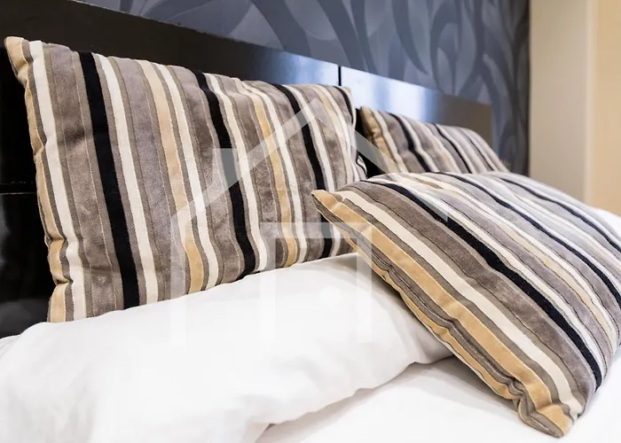 El Cerro - - Casco Antiguo