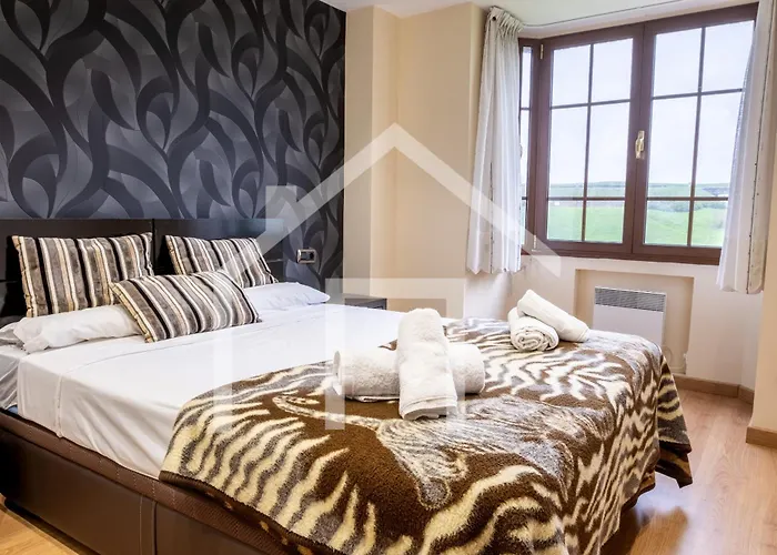 El Cerro - - Casco Antiguo Χιχόν